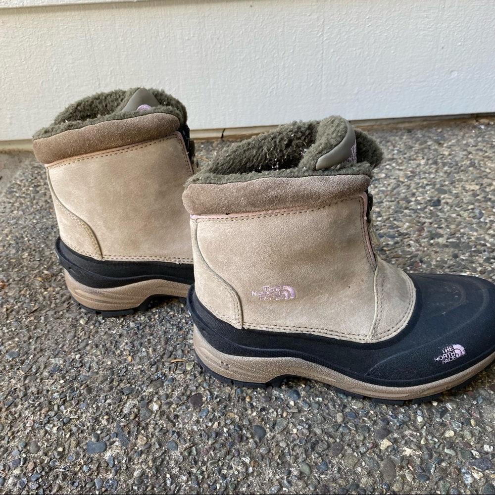 North Face Water Proof Girl’s 4 Hiking boots, Black/Tan - Picture 6 of 10